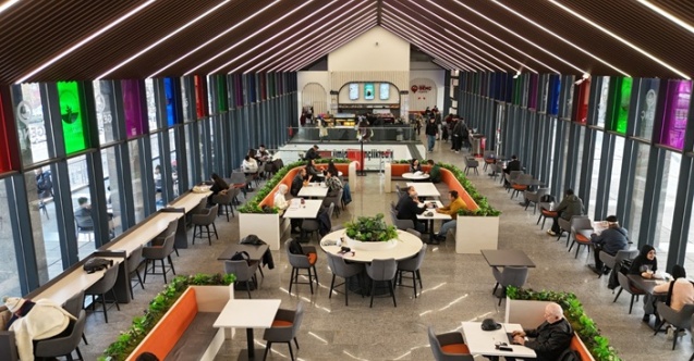 Gençler Genç Kafe’nin müdavimi oldu