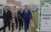 Başkan Dündar ilçenin her yerini parklarla donatıyor