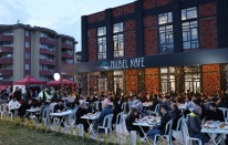 Başkan Şadi Özdemir gençlerle iftarda buluştu