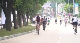 Pedallar zirve için döndü