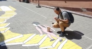 Dündar’dan sokaklara sanatsal dokunuş