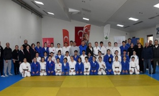 Osmangazili judocular fark yarattı