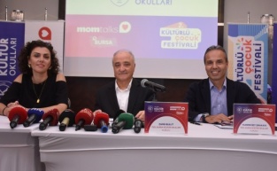 “Gelecek aileden başlar”