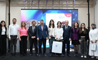 Gençler Yıldırım’da ‘bayram’ ediyor