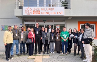 Nilüfer Kent Konseyi Gençlik Meclisi’nde eş başkanlar Söker ve Varol oldu