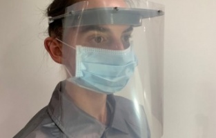 OİB’den sağlık çalışanları için maske