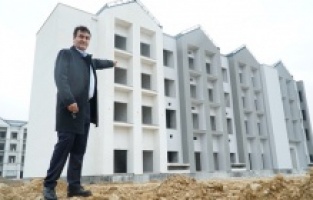 Korona vizyon projeleri durduramadı!