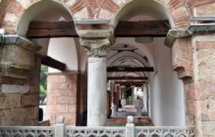 Camilerde ‘Cuma’ Hazırlığı