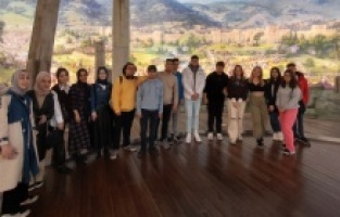 Gençlik, Bursa’da yollarda