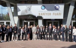 Kariyer Fuarı binlerce öğrenciyi ağırladı