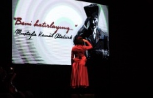 Müzikal belgesel ‘Kemal’ Osmangazi’de sahnelendi