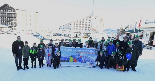 Çocukların Uludağ’da kayak heyecanı