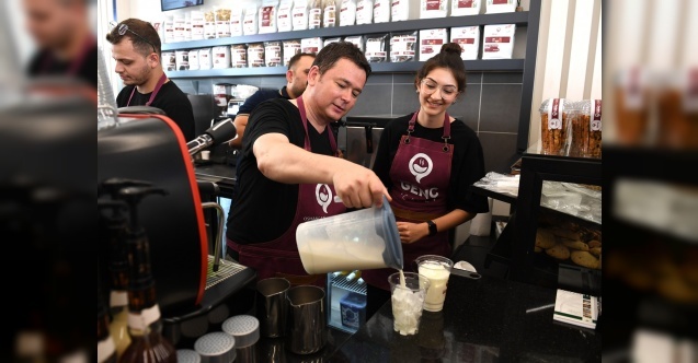 Gençlerin yeni buluşma noktası: Genç Kafe